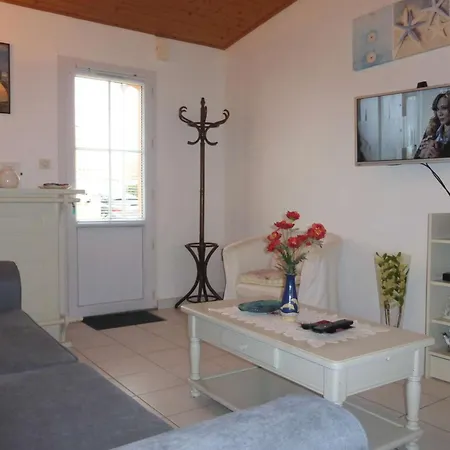 Sg000-c19 4 Pieces 6 Couchages فيلة Givrand