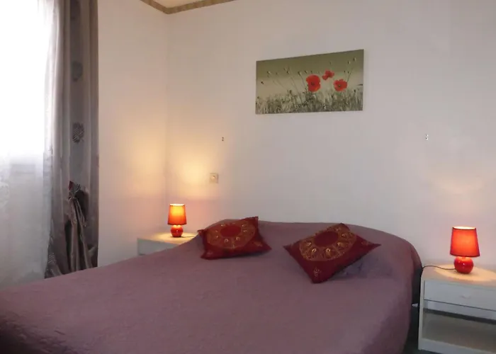 Villa Sg000-c19 4 Pieces 6 Couchages Givrand