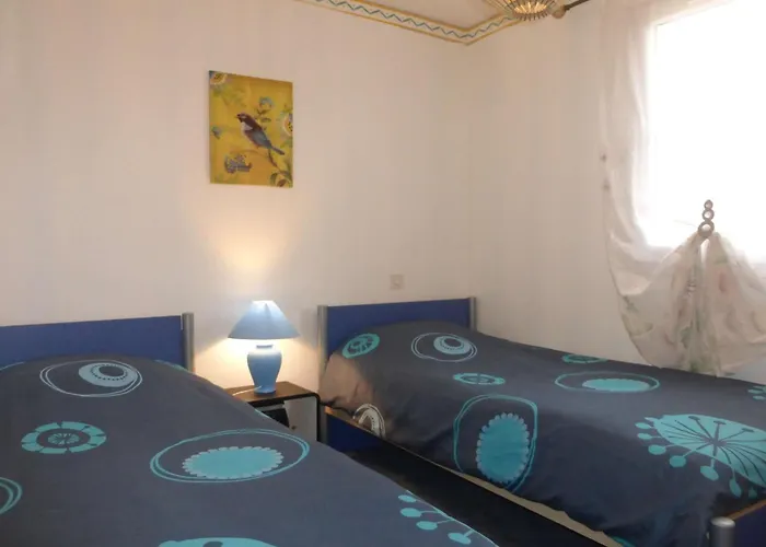 Sg000-c19 4 Pieces 6 Couchages Villa *